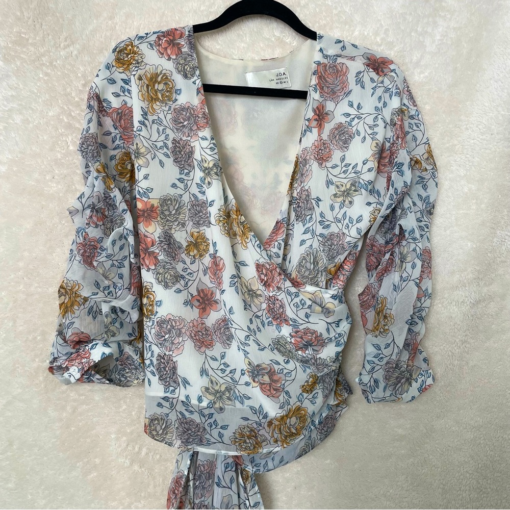 J.O.A. Floral Wrap Top